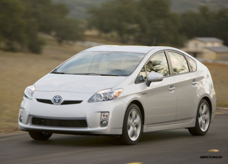 Toyota Prius (2010) — отзывы