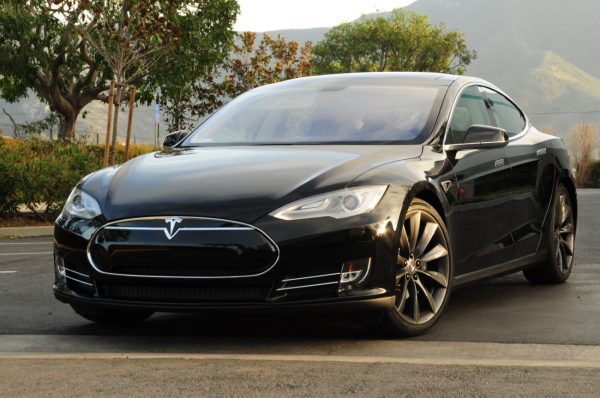 Электромобиль Tesla model S — отзывы
