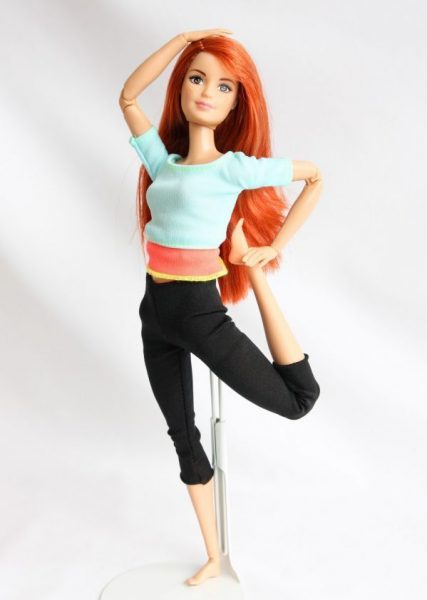 Кукла Barbie Безграничные движения Made to Move, Blue Top — отзывы