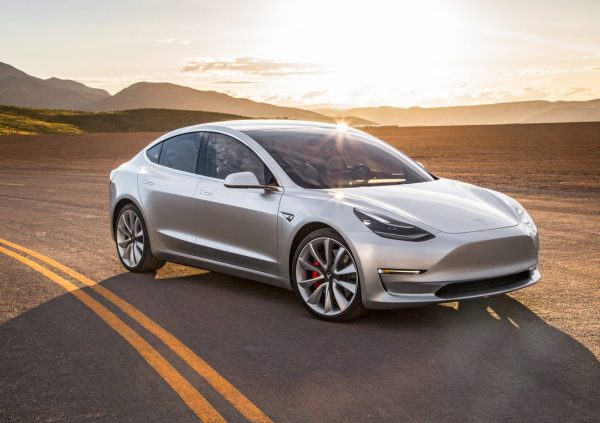 Электромобиль Tesla model 3 — отзывы